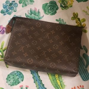 Louis Vuitton Vintage Toiletry Pouch